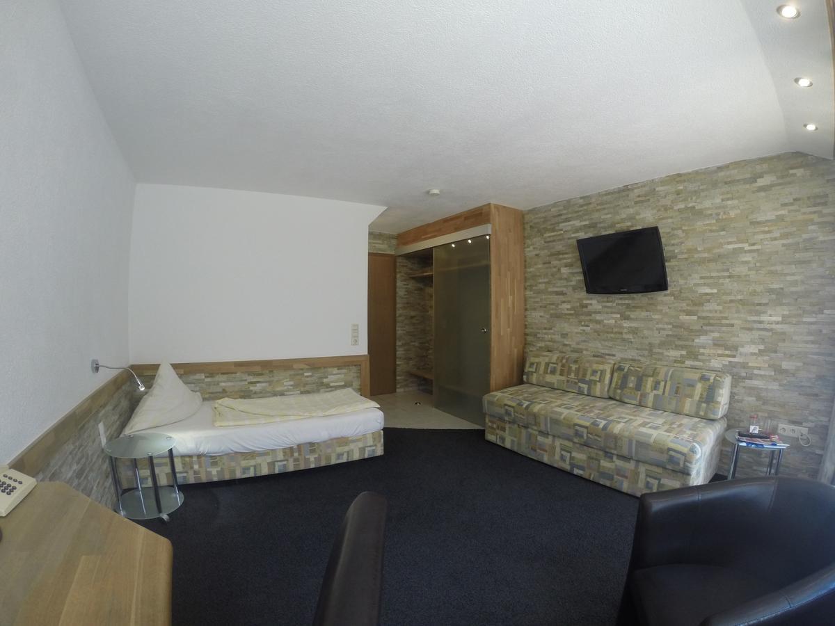 Hotel Wasserfall Garni Oberndorf am Neckar Ngoại thất bức ảnh